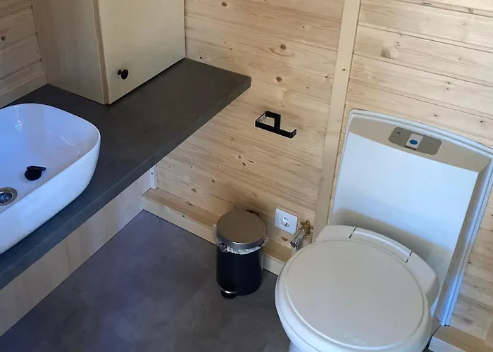 Roque Rouge By Tiny Away Bédarieux